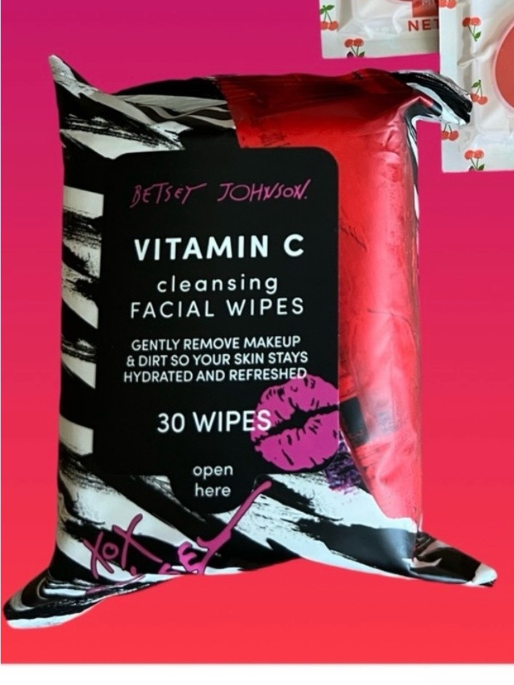 Betsey Johnson Vitamin C Cleansing Facial Wipes - 30 wipes